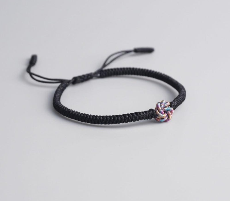 Bracelet bouddhiste en corde à nœuds