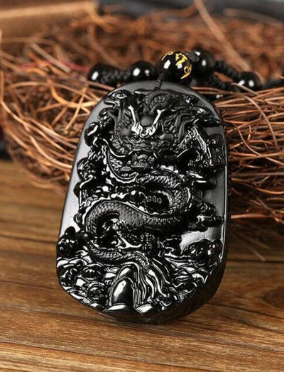 Collier de dragon noir